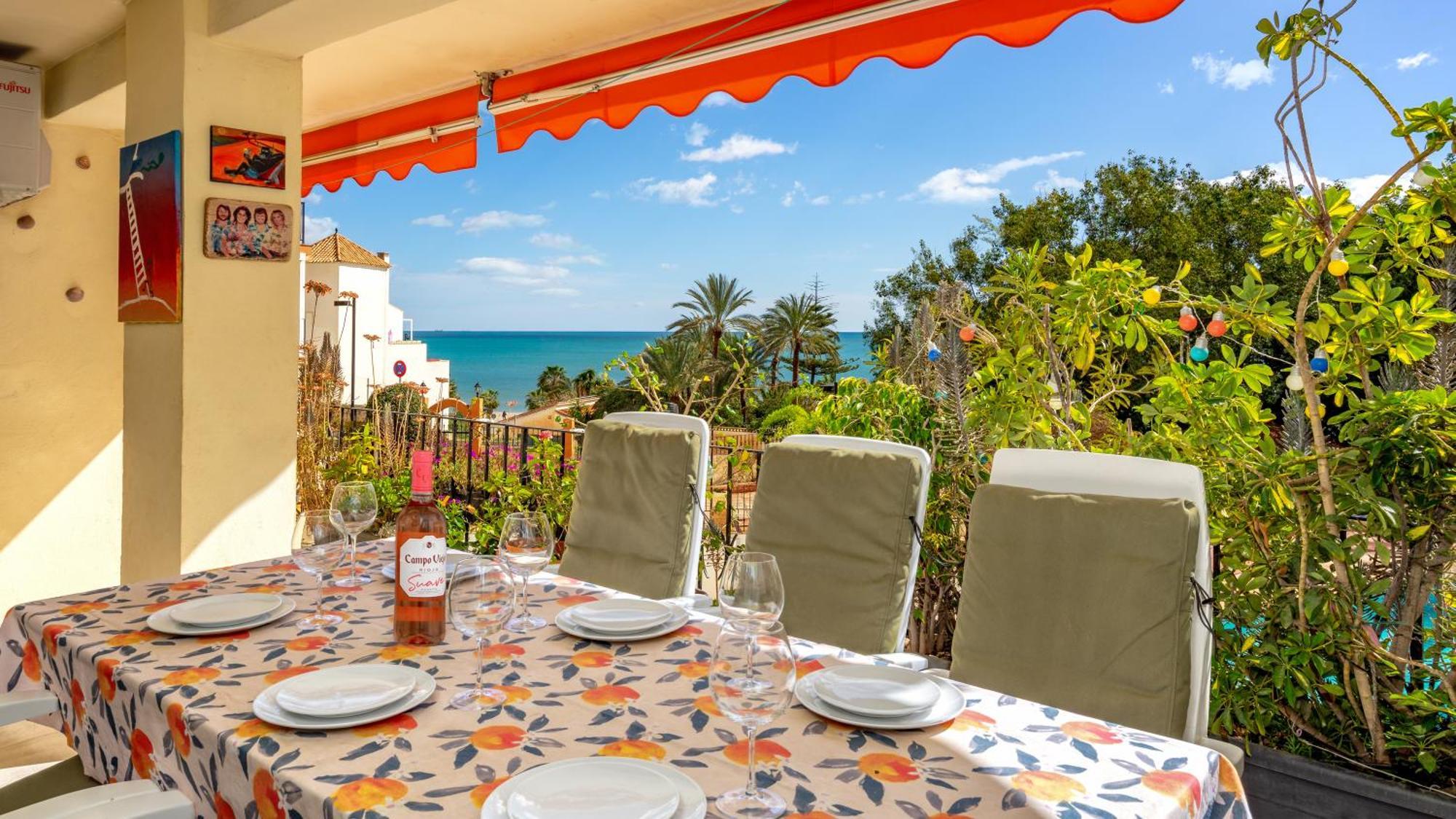 Seaside Bliss: 3 Bedroom With A View Leilighet Fuengirola